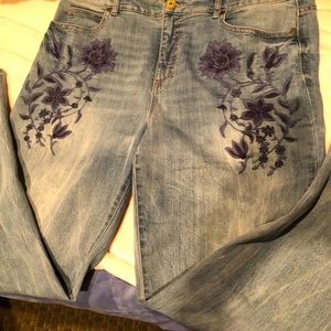 Bandolino Emboidered Floral Print Jeans